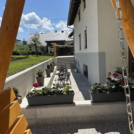 Ttt Guest house 3*
